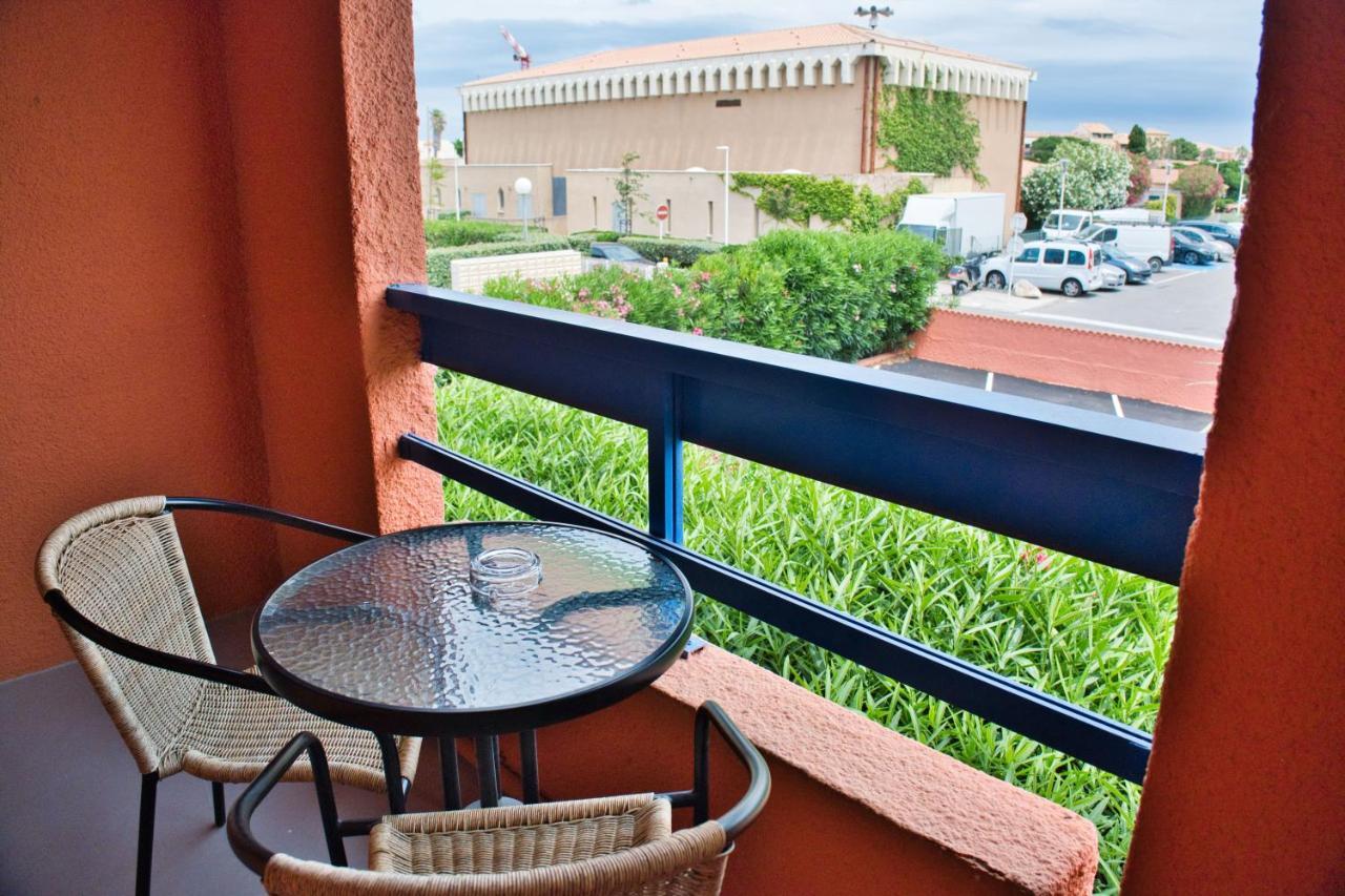 Cit'Hotel Des 2 Golfs ルカート エクステリア 写真